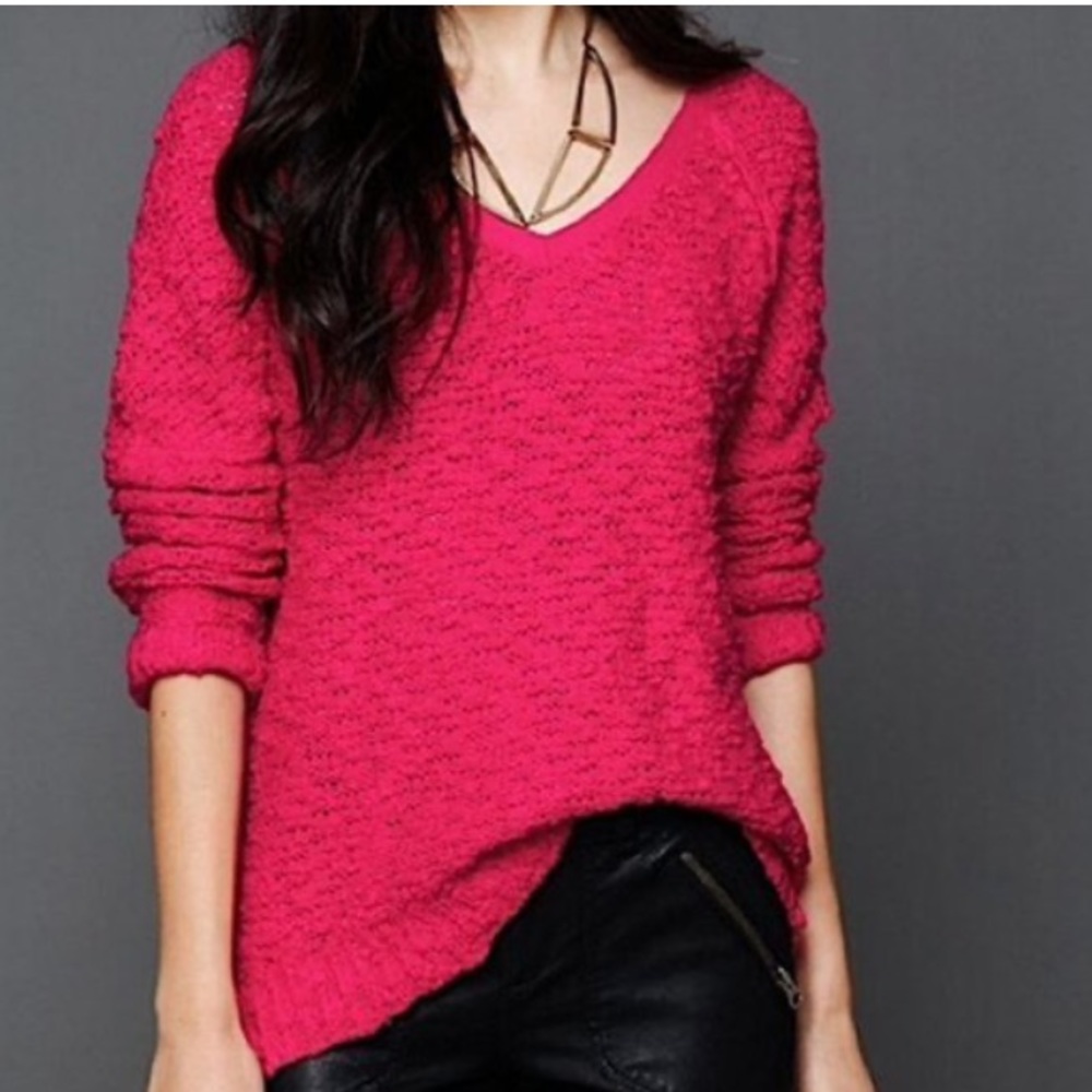 Free People Bear Songbird Bright Fuchsia Pink Oversized Pullover Sweater.